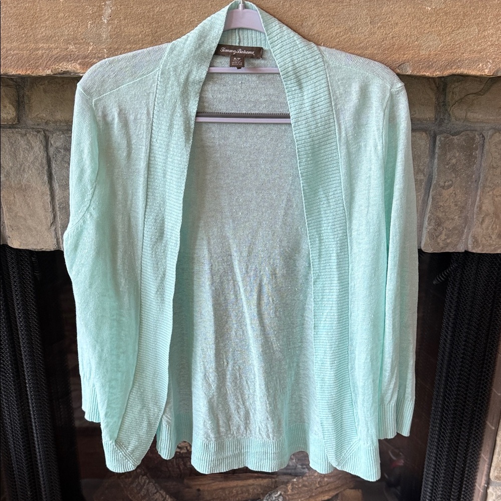 Tommy Bahama 100% linen Light Green Women's 3/4 sleeve open Cardigan. Small